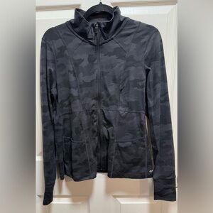 sofia by sofia vergara Black Camo Active Top Size L